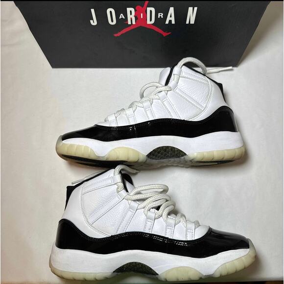 Size 6 - Nike Air Jordan 11 Retro GS Gratitude / Defining Moments Men's Shoes - Picture 3 of 11